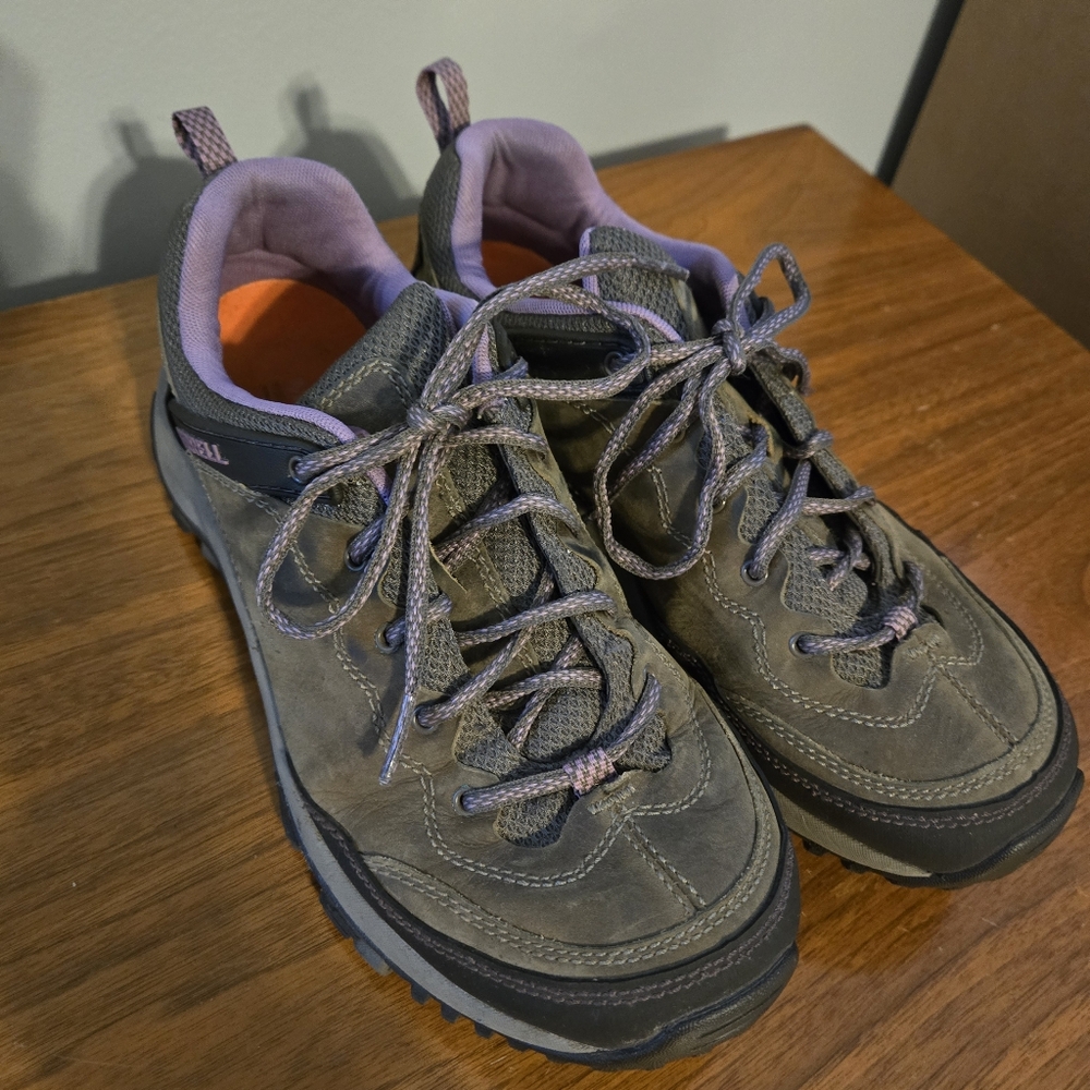 Merrell women's 9